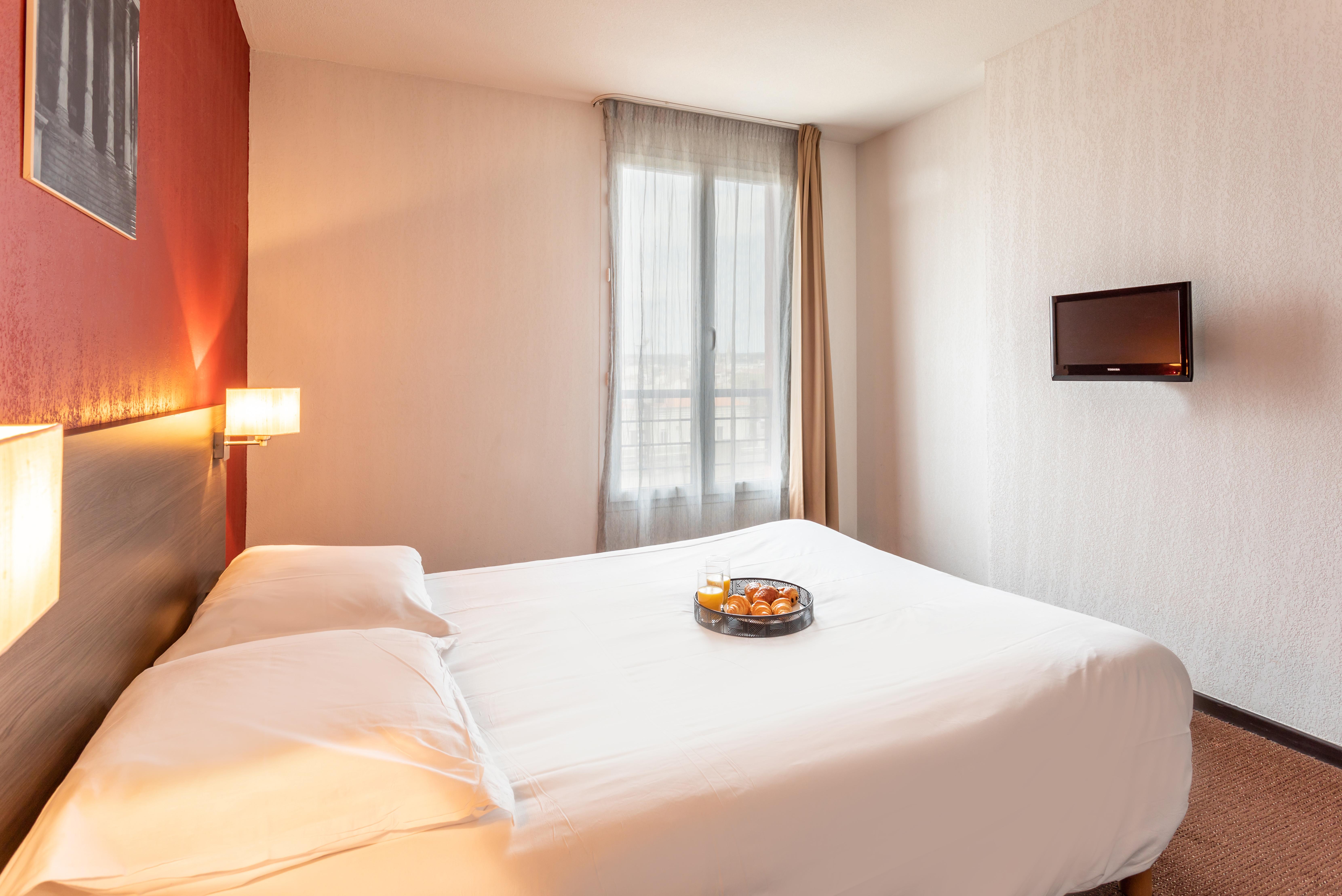 Zenitude Hôtel-Résidences Nîmes Centre Esterno foto