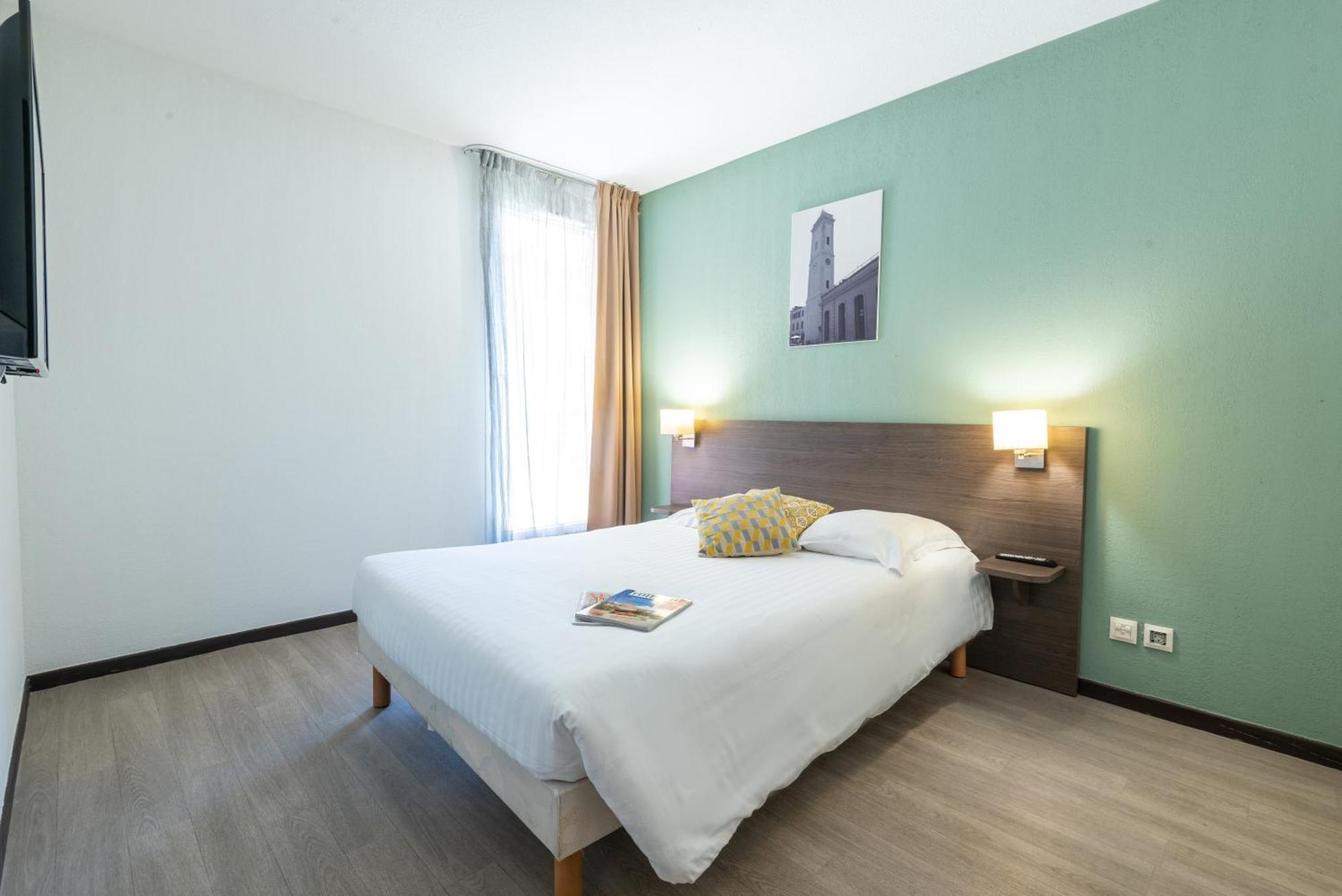 Zenitude Hôtel-Résidences Nîmes Centre Esterno foto