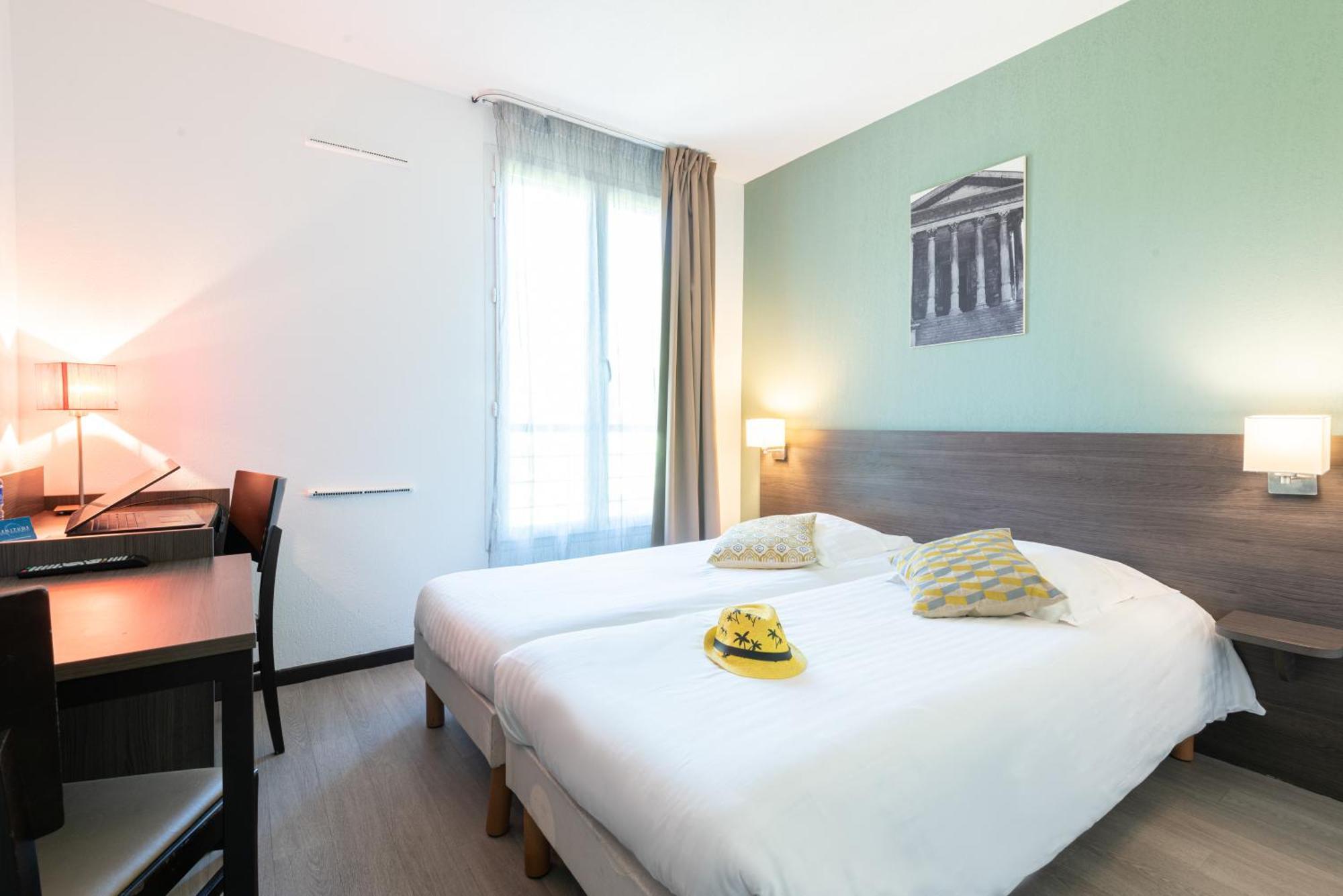 Zenitude Hôtel-Résidences Nîmes Centre Esterno foto